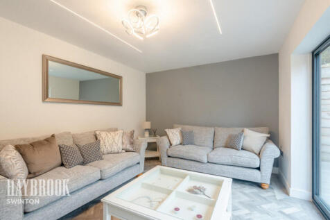 Station Road, Doncaster 4 bed detached house for sale