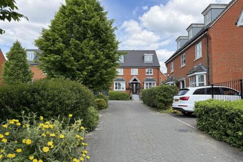 Larkspur Drive, Burgess Hill, West... 5 bed detached house for sale