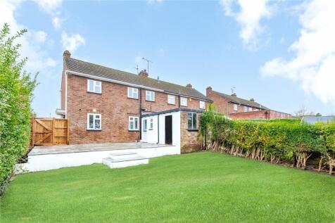 All Saints Close, Doddinghurst... 3 bed semi