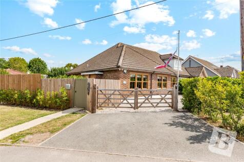 3 bedroom bungalow for sale