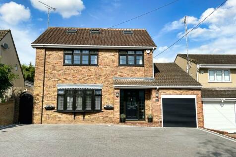 5 bedroom detached house for sale