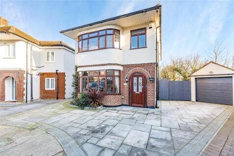 Eyre Close, Gidea Park, RM2 4 bed detached house for sale