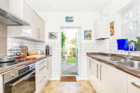 Barry Road, East Dulwich, London, SE22 2 bed house for sale