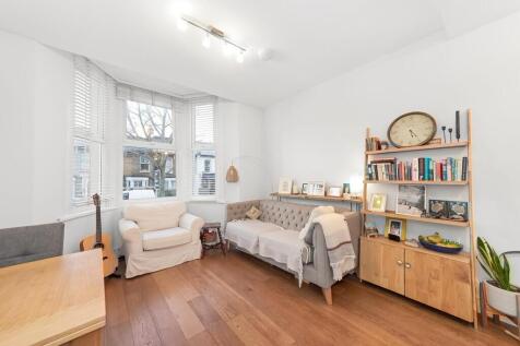 Lordship Lane, East Dulwich, London... 2 bed flat for sale