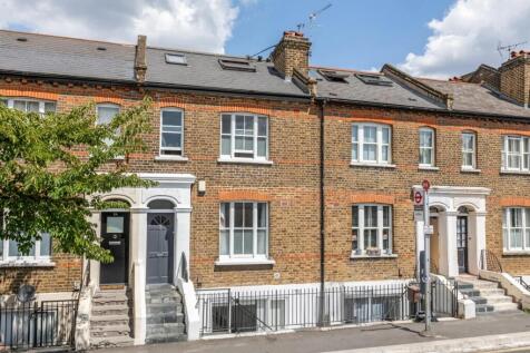 4 bedroom terraced house for sale