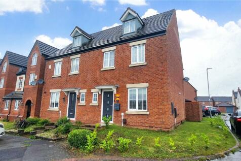 4 bedroom semi-detached house for sale