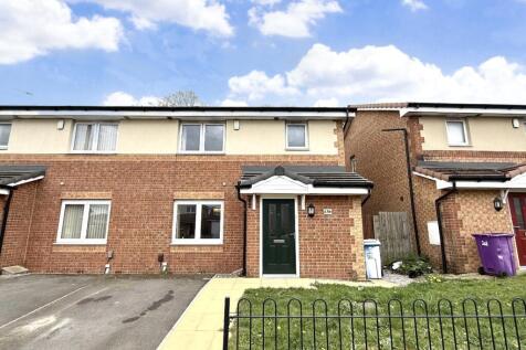 3 bedroom semi-detached house for sale