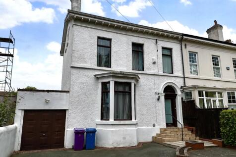 6 bedroom semi-detached house for sale