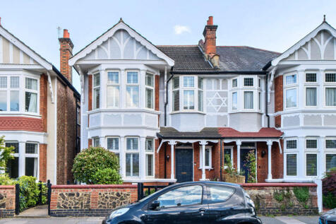 4 bedroom semi-detached house for sale