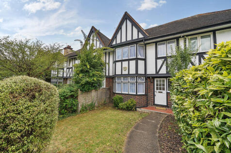 4 bedroom terraced house for sale