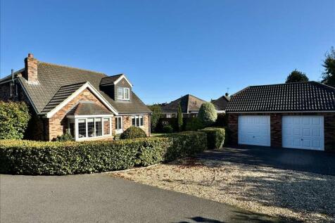4 bedroom bungalow for sale