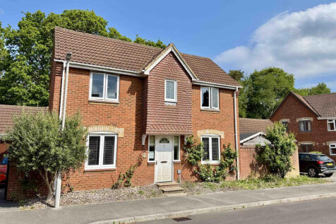 Liederbach Drive, Verwood, BH31 4 bed detached house for sale
