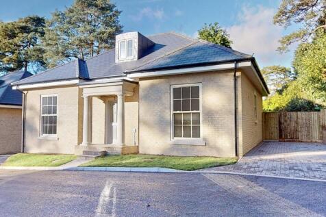 Coppice Mews, Woolsbridge Road, BH24 3 bed detached bungalow for sale