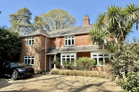 Ashley, Ringwood, Hampshire, BH24 4 bed detached house for sale
