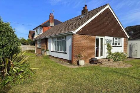 Meadow Way Ringwood, BH24 1RY 4 bed detached house for sale