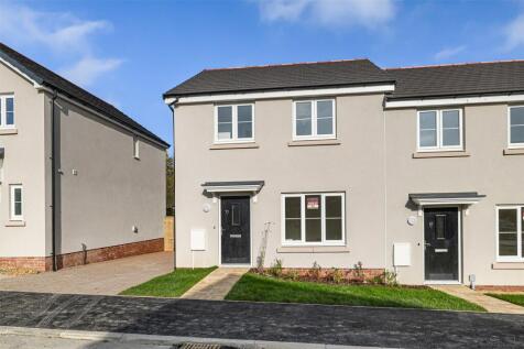 Cleverdon Close, Bradworthy... 2 bed semi
