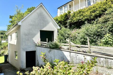 Broad Park Avenue, Ilfracombe, Devon... 2 bed detached house for sale