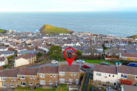 Queens Avenue, Ilfracombe, Devon, EX34 2 bed end of terrace house for sale