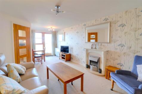 Lantern Court, Hillsborough Road... 1 bed apartment for sale