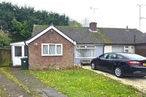 2 bedroom semi-detached bungalow for sale