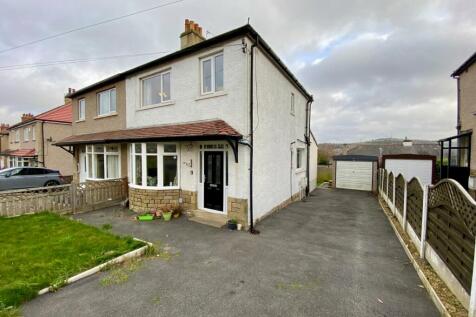 Temple Rhydding Drive, Baildon... 3 bed semi