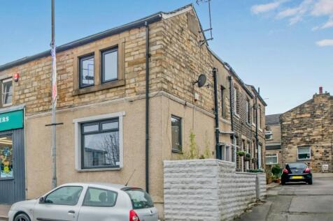 Bradford Road, Birkenshaw, Bradford... 2 bed terraced house for sale