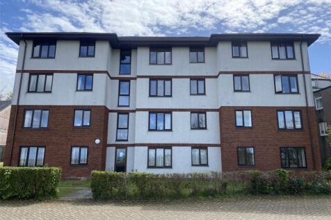 Prouts Court, Launceston, Cornwall, PL15 2 bed apartment for sale