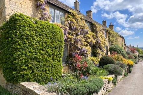6 bedroom house for sale