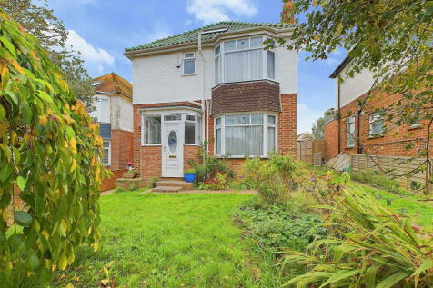 West End Way, Lancing 3 bed detached house for sale