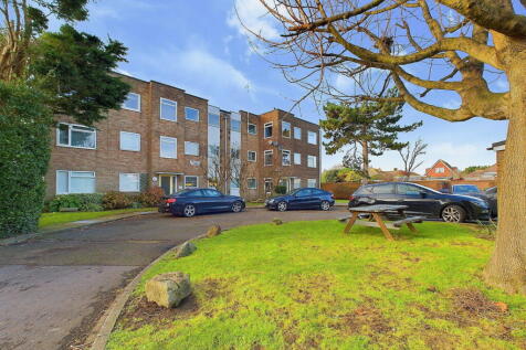 Western Road, Lancing, BN15 8RT 1 bed flat for sale