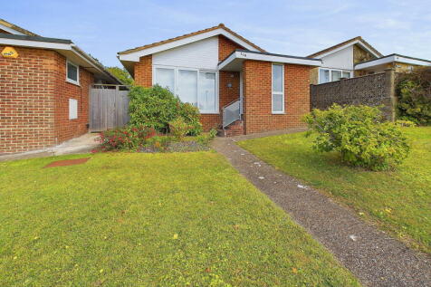 Slonk Hill Road, Shoreham by Sea 2 bed detached bungalow for sale
