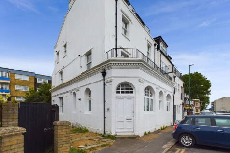 Brighton Road, Shoreham by Sea 1 bed ground floor flat for sale