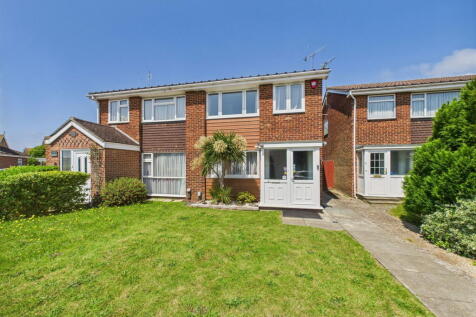 Saffron Close, Shoreham by Sea 3 bed semi