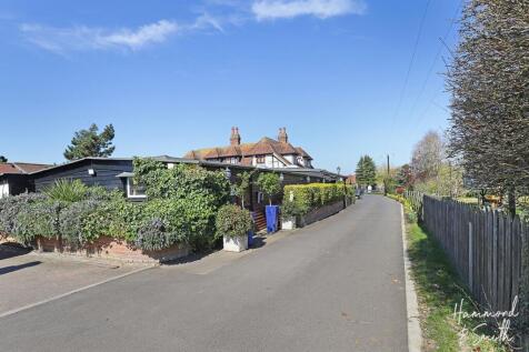 New Farm Drive, Abridge RM4 4 bed property with land for sale