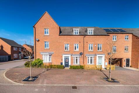 Olympic Way, Hinckley, LE10 4 bed terraced house for sale