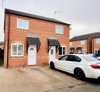 2 bedroom semi-detached house for sale
