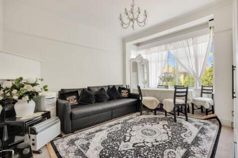 Ellesmere Road, Chiswick, W4 1 bed flat for sale