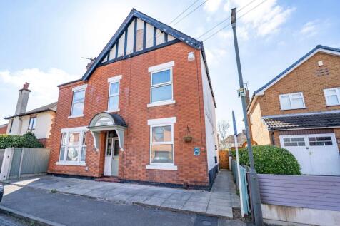 Curzon Street, Long Eaton, NG10 3 bed semi
