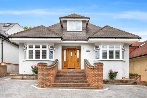 Ferndale Avenue, Chertsey, KT16 6 bed detached house for sale