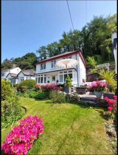 Polperro PL13 3 bed detached house for sale