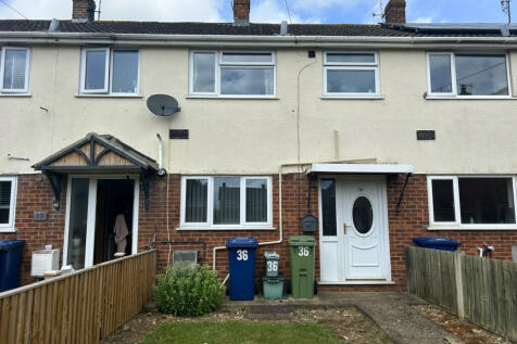 3 bedroom terraced house for sale