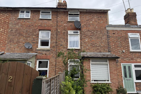 Tewkesbury GL20 2 bed terraced house for sale