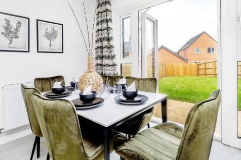127, Dunstable at Landimore Park... 3 bed semi