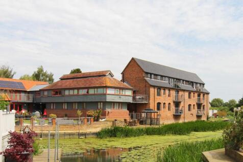 Carters Boatyard, Mill Road, Buckden... 2 bed flat for sale