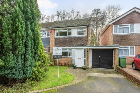 Curlew Close, Lordswood, Southampton... 3 bed semi