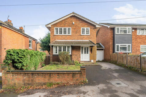 Moorhill Road, West End, Southampton... 3 bed detached house for sale