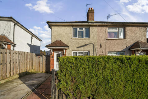 Coxford Drove, Coxford, Southampton... 2 bed semi