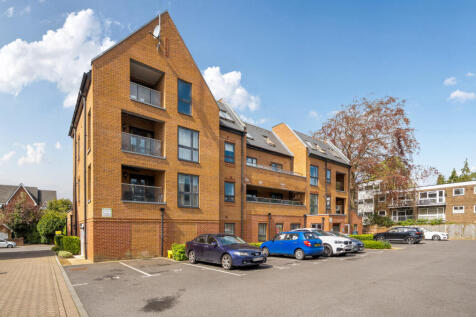 Moore Close, Banister Park... 2 bed flat for sale