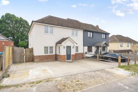 4 bedroom semi-detached house for sale
