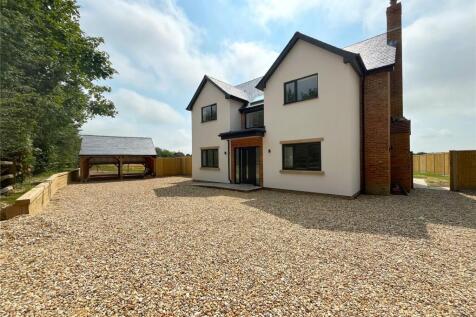 Amberstone, Hailsham, East Sussex, BN27 4 bed detached house for sale